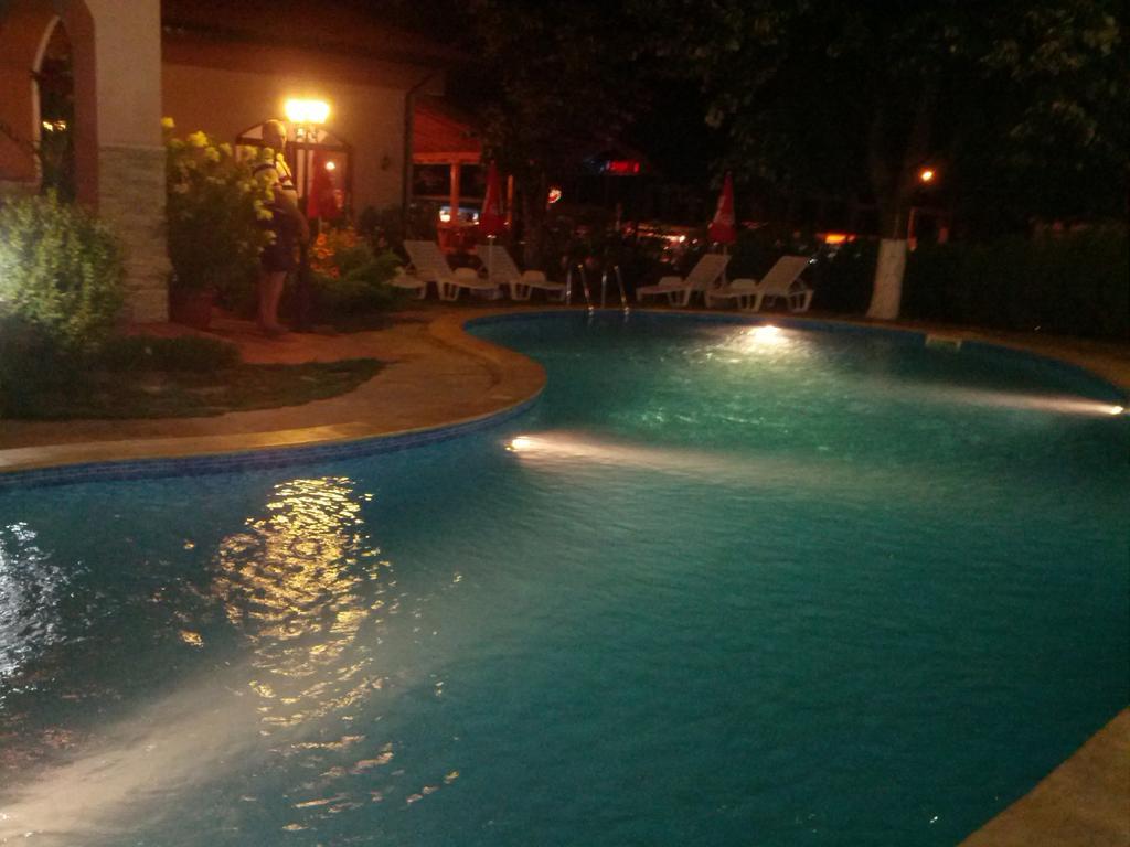 Byala Perla Family Hotel Bagian luar foto