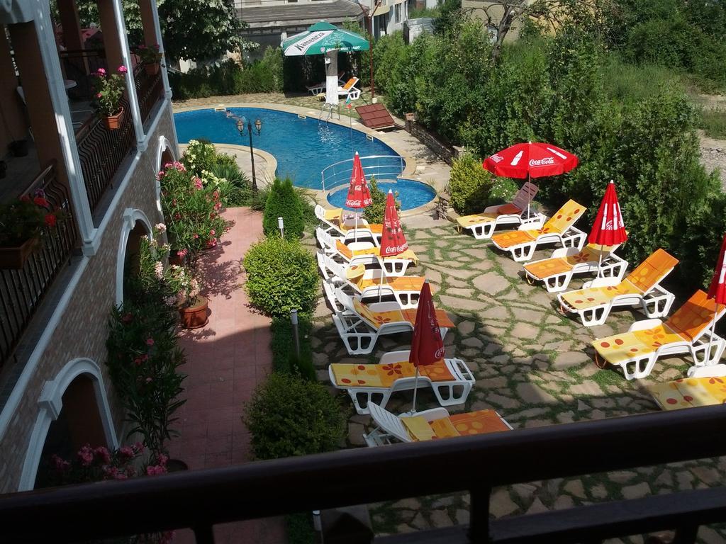Byala Perla Family Hotel Bagian luar foto
